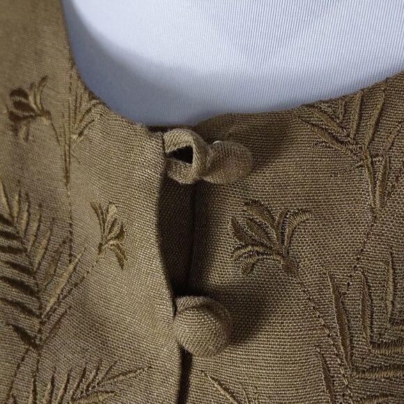 Bushwacker Linen Embroidered Woman's Vest - Picture 5 of 7